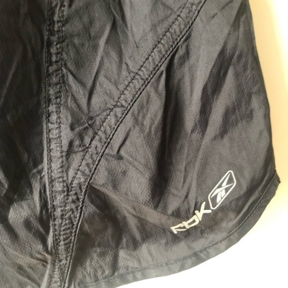 ❤️Reebok RBK Black Windbreaker Athletic Running Biking Shorts Back Zipper Pocket - Picture 4 of 4